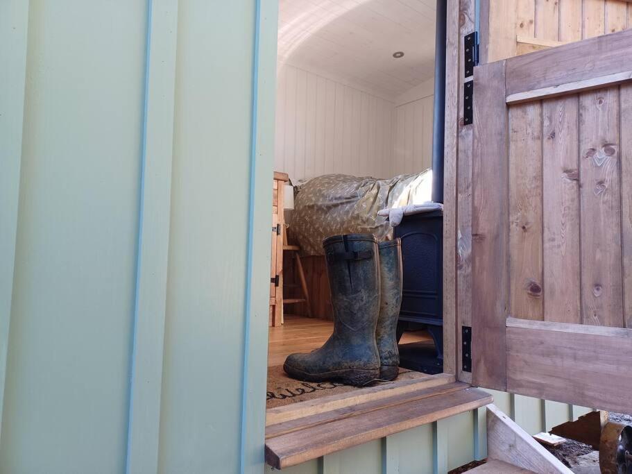 The Hideaway Shepherd's Hut, Alston, Cumbria